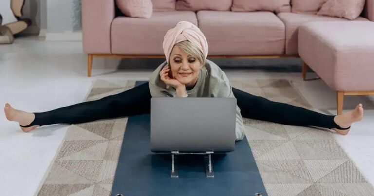 Yoga na Terceira Idade: Benefícios e Tudo o Que Saber