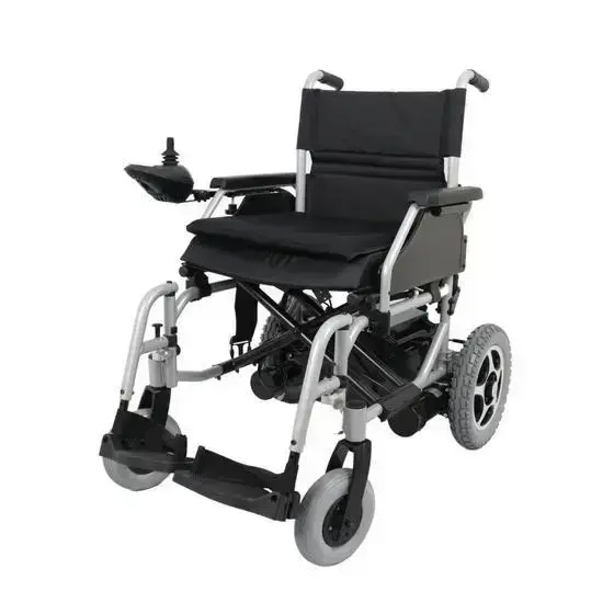 O que Saber Antes de Comprar a Cadeira de Rodas Motorizada D900 para um Familiar